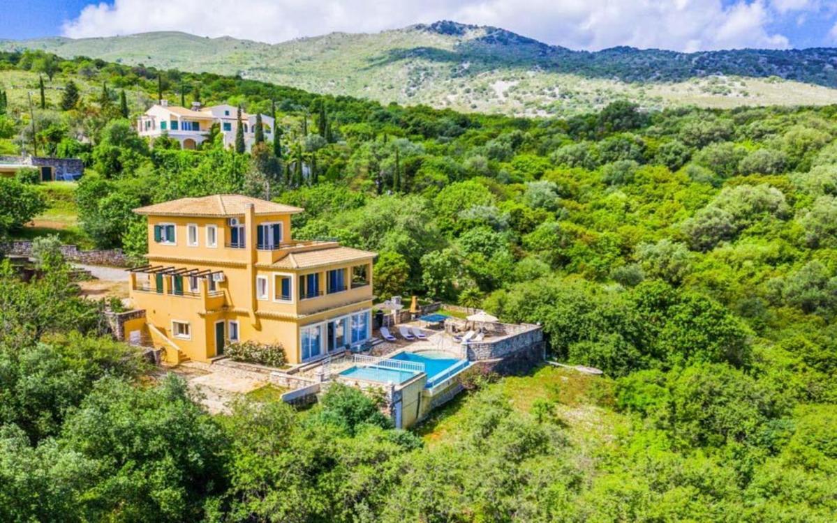 The Hillside Villas, Stunning Views & Private Pool