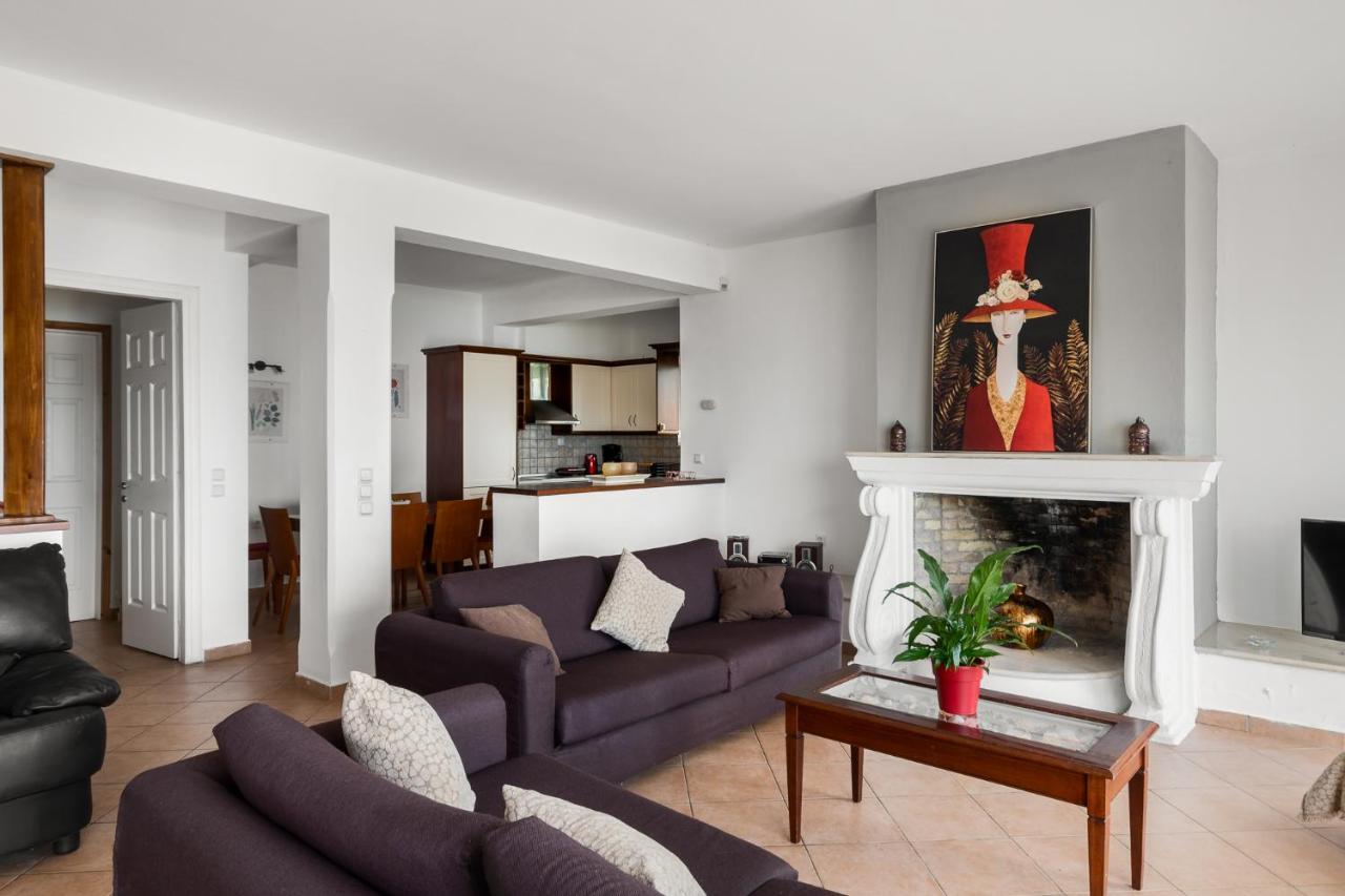The Hillside Villas, Stunning Views & Private Pool Villa